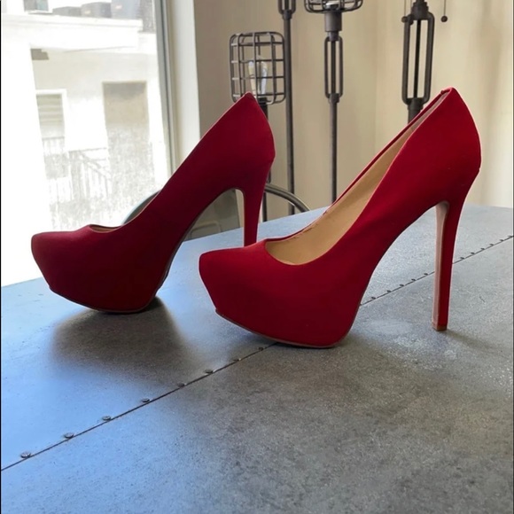 OBO - Red Jessica Simpson platform heels - Picture 3 of 8